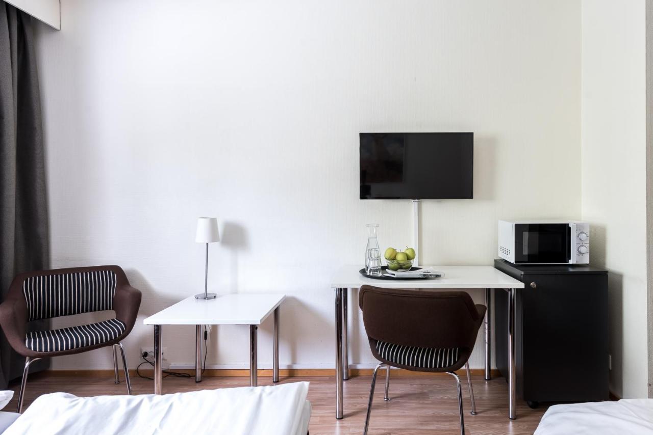 Hotel Hermica Tampere Kültér fotó