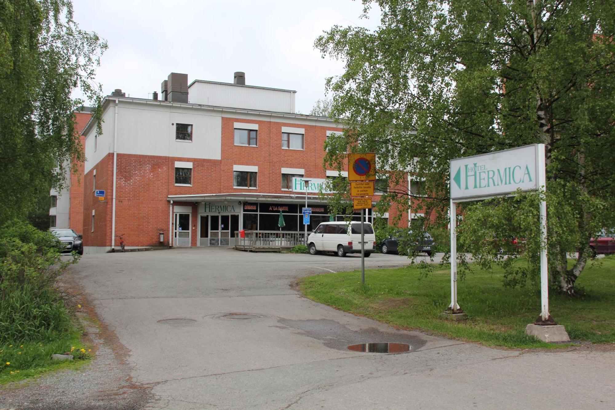 Hotel Hermica Tampere Kültér fotó