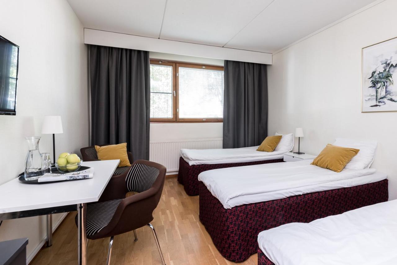 Hotel Hermica Tampere Kültér fotó